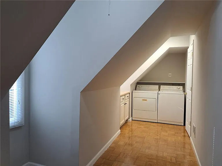 2242 Lenox Walk — Photo 34
