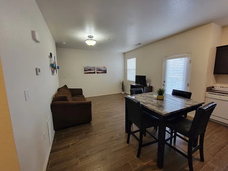 Artesia Apartments — Photo 11