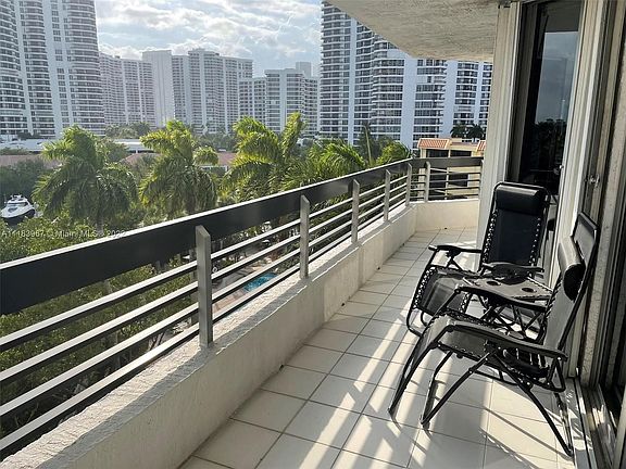3rd image of 3400 NE 192nd St APT 612