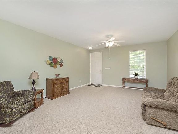 3rd image of 10890 Gossamer Ln
