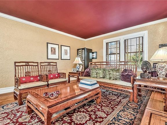 4th image of 85 Greenridge Ave