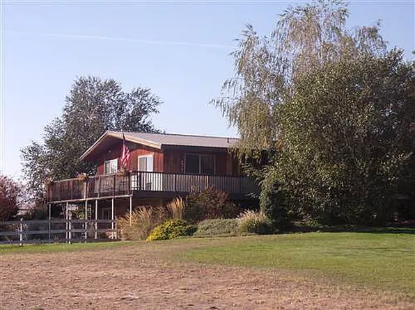 577A Old Highway 97, Brewster, WA 98812