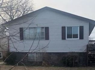 14104 S Hoxie Ave, Burnham, IL