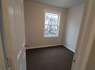 319 E 1st Ave FLOOR 3, Roselle, NJ 07203