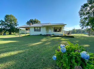2053 Kelly Chapel Rd, Scottsboro, AL 35769