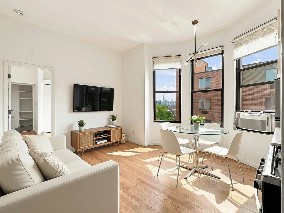193 Ogden Ave #4E
