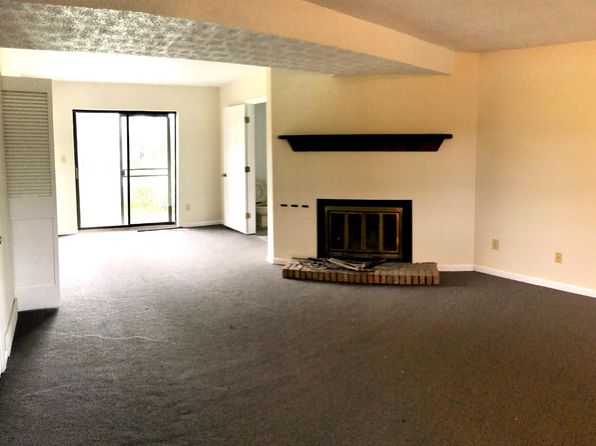 1050 Sunhaven Dr #1050