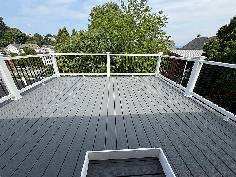 Rooftop deck