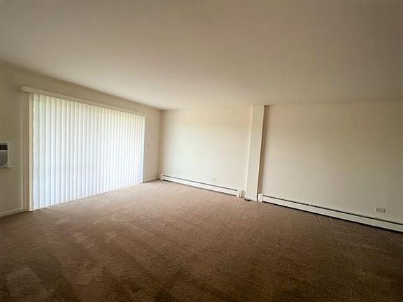 5th image of 1301 S Finley Rd APT 421