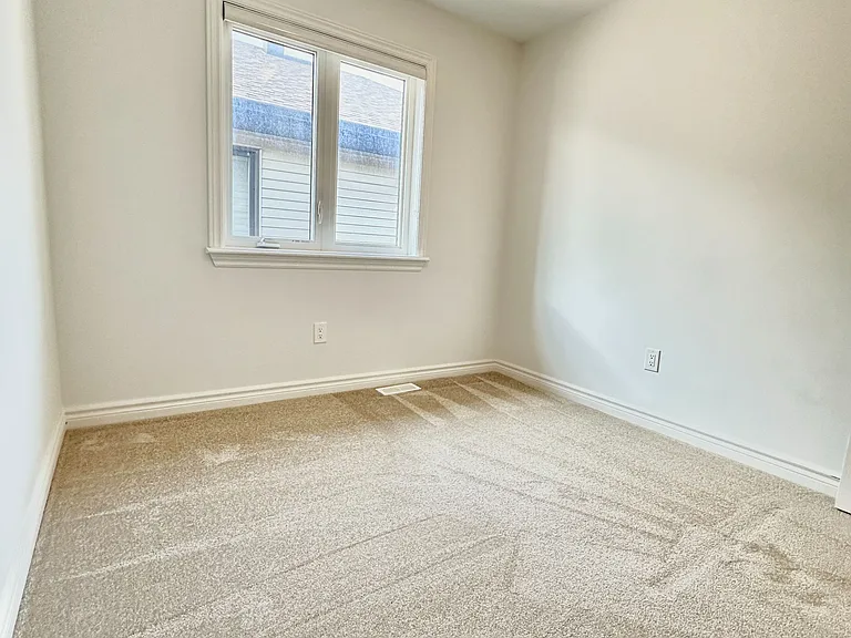 532 Supernova St — Photo 27