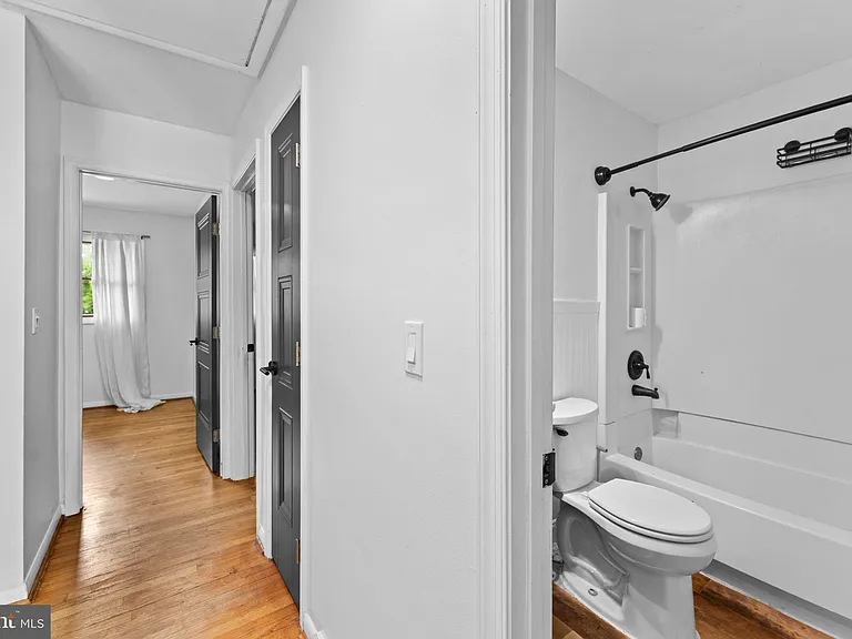 203 Maple St — Photo 13