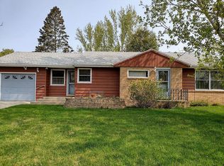 15 NW 5th St, Cohasset, MN 55721