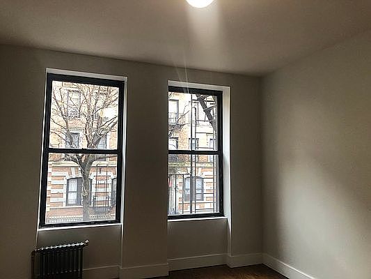 4th image of 531 W 156th St #2B