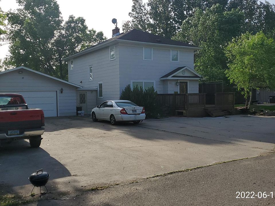 362 9th Ave S, Casselton, ND 58012 Zillow
