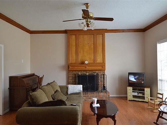 3rd image of 509 Tudor Ct