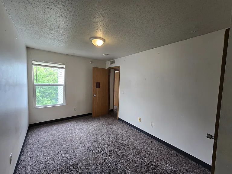 60 Miller Ave SW #12 — Photo 21