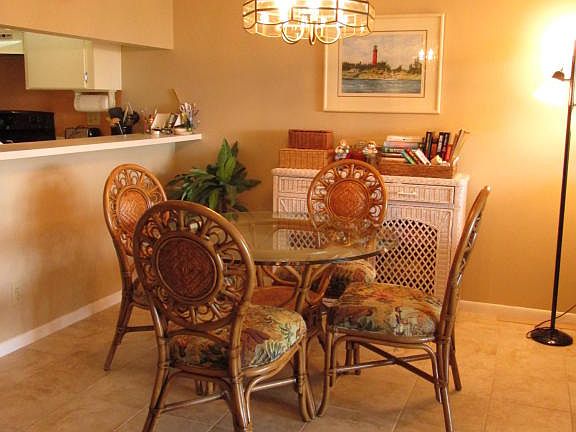 4th image of 353 S Us Highway 1 APT B402