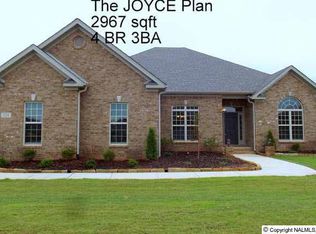 33 Holly Park Blvd, Huntsville, AL 35824