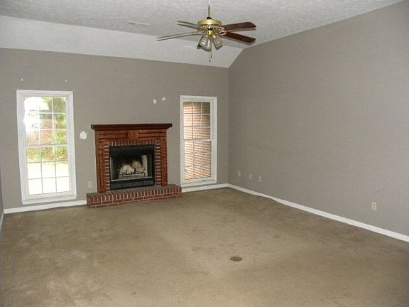 3rd image of 1222 2nd St