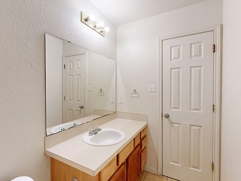1403 Hopi Trl #B — Photo 15
