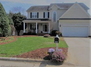 3694 Oak Chase Dr, High Point, NC 27265