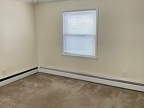 4th image of 3194 Chaffee Ave Floor 2