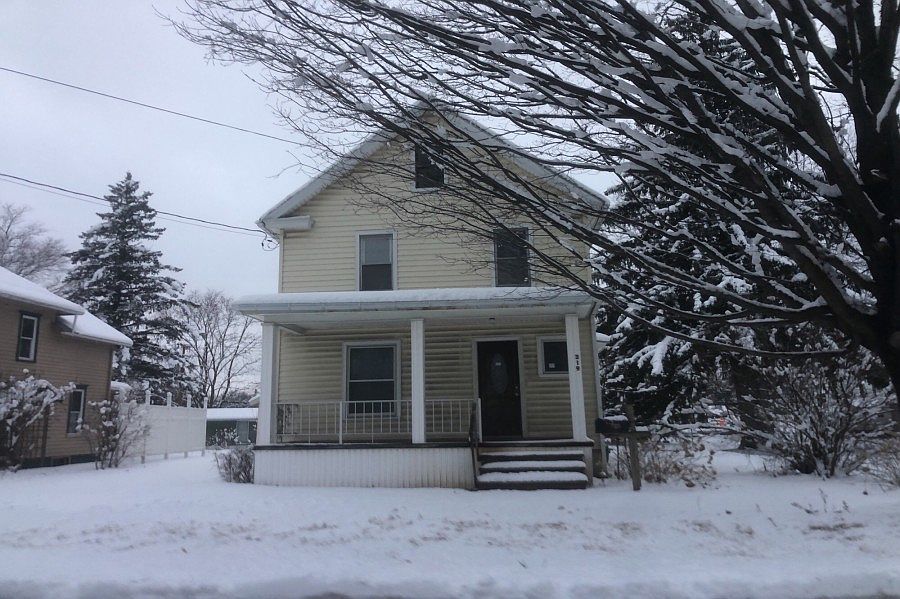 1st image of 319 S Lackawanna St