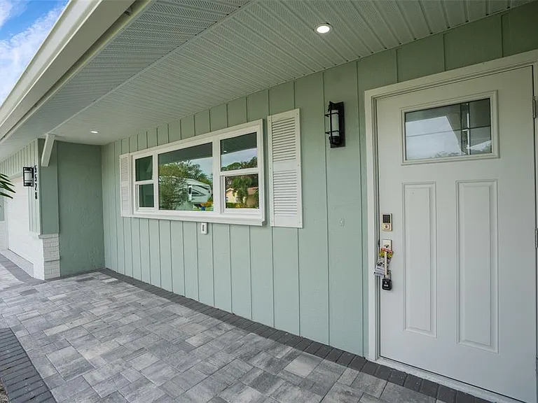 5528 Briarcliff Dr — Photo 3