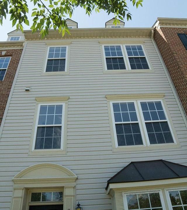 Exterior (Front)