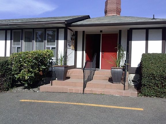 2nd image of 2608 Cascade Pl W APT 26