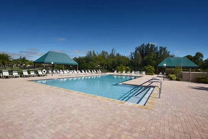 5851 Parkwalk Dr — Photo 11