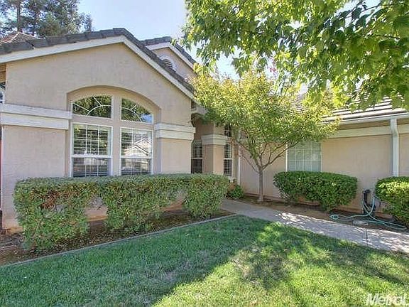 2nd image of 5123 Whisper Oaks Ln