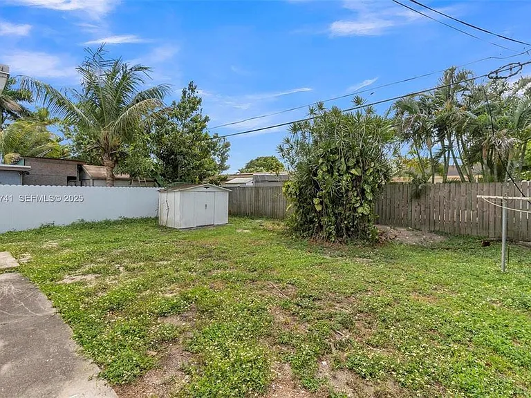 6340 Dawson St — Photo 28