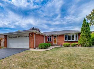 1130 N Millns Ln, Addison, IL 60101