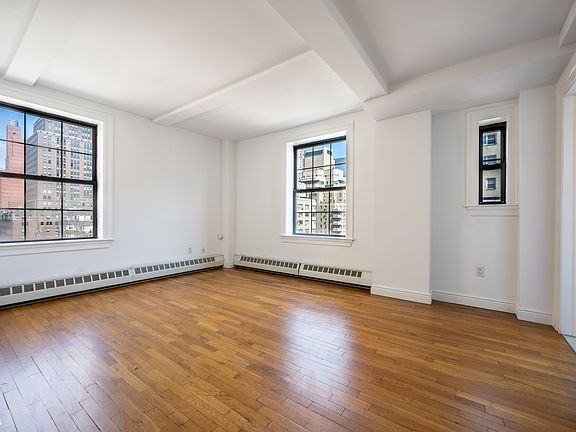 4th image of 15 Park Ave #802