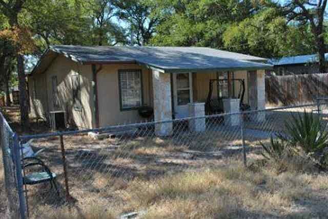 2nd image of 2501 Kingscircle Dr