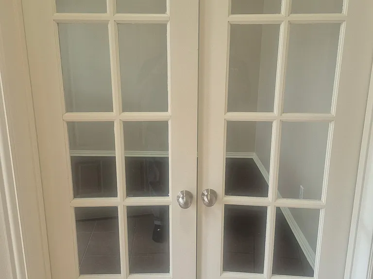 709 Shady Meadow Ln — Photo 3