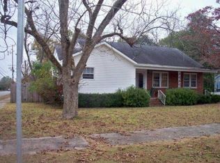1 W Graham St, Mc Rae, GA 31055