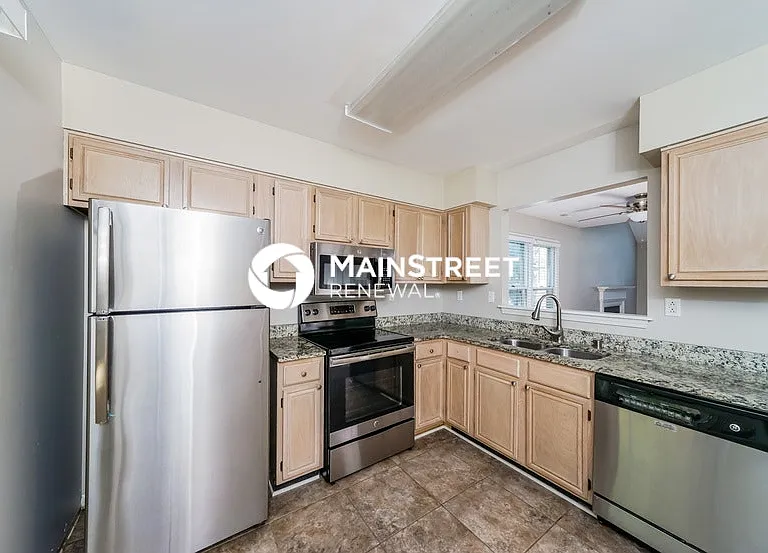 10501 Bay Pointe Ct — Photo 8