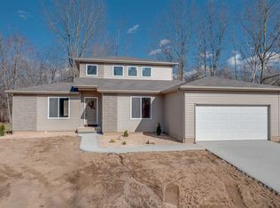 51612 Audubon Woods Dr, South Bend, IN 46637