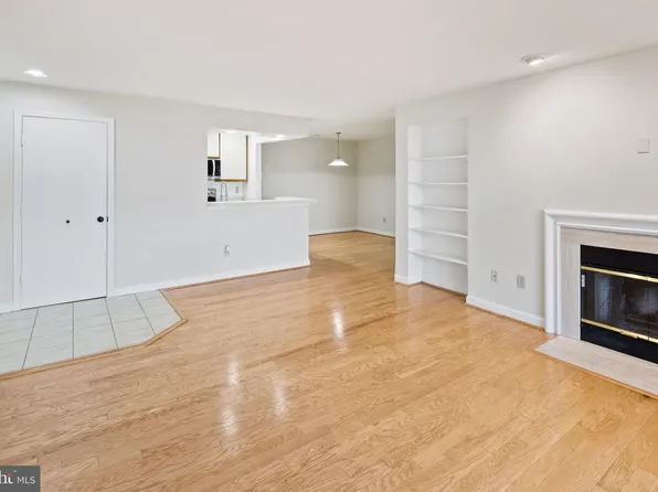 13601 Sir Thomas Way #2-C-34, Silver Spring, MD 20904