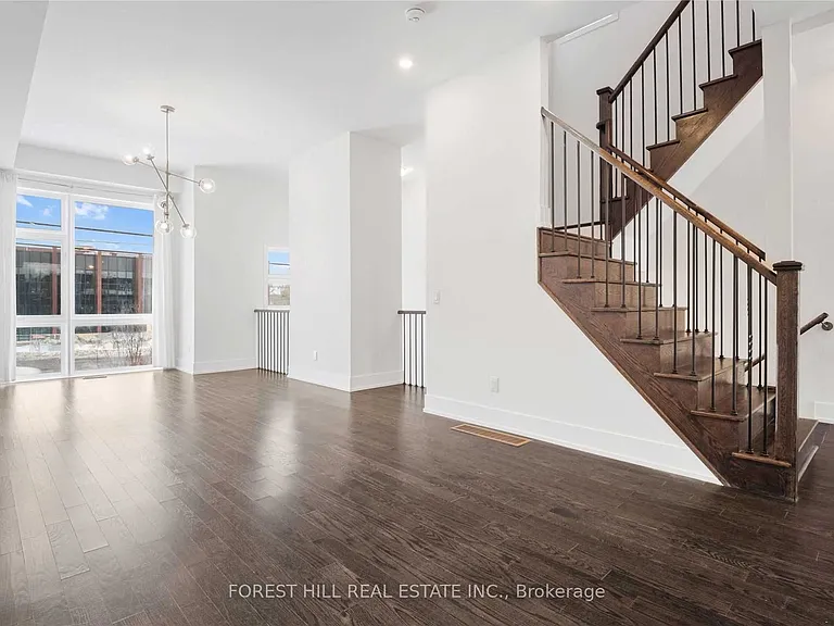 9144 Bathurst St — Photo 11