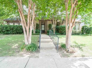 18 Autumn Hill Dr, Jackson, MS 39211