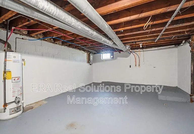 1575 E Cordell Ave — Photo 29