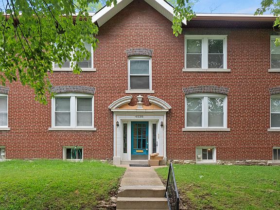 2nd image of 4535 Cleveland Ave #2W-286