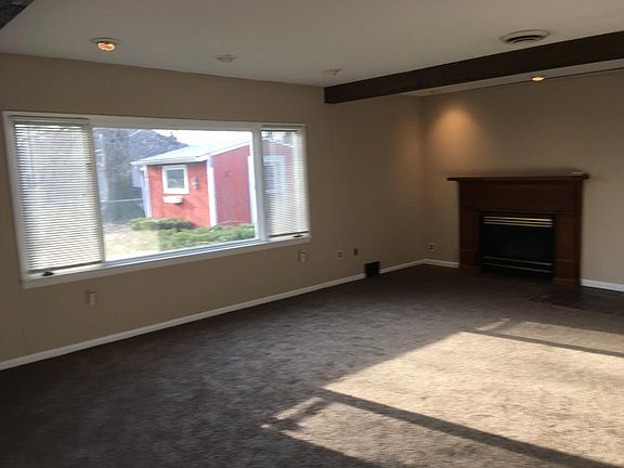 5th image of 546 Birch Dr