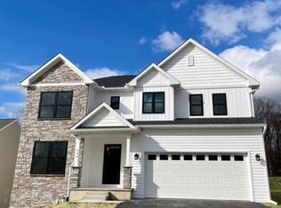 331 W Fritz Ave, Quarryville, PA 17566