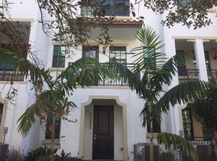 11332 SW 15th St, Pembroke Pines, FL 33025