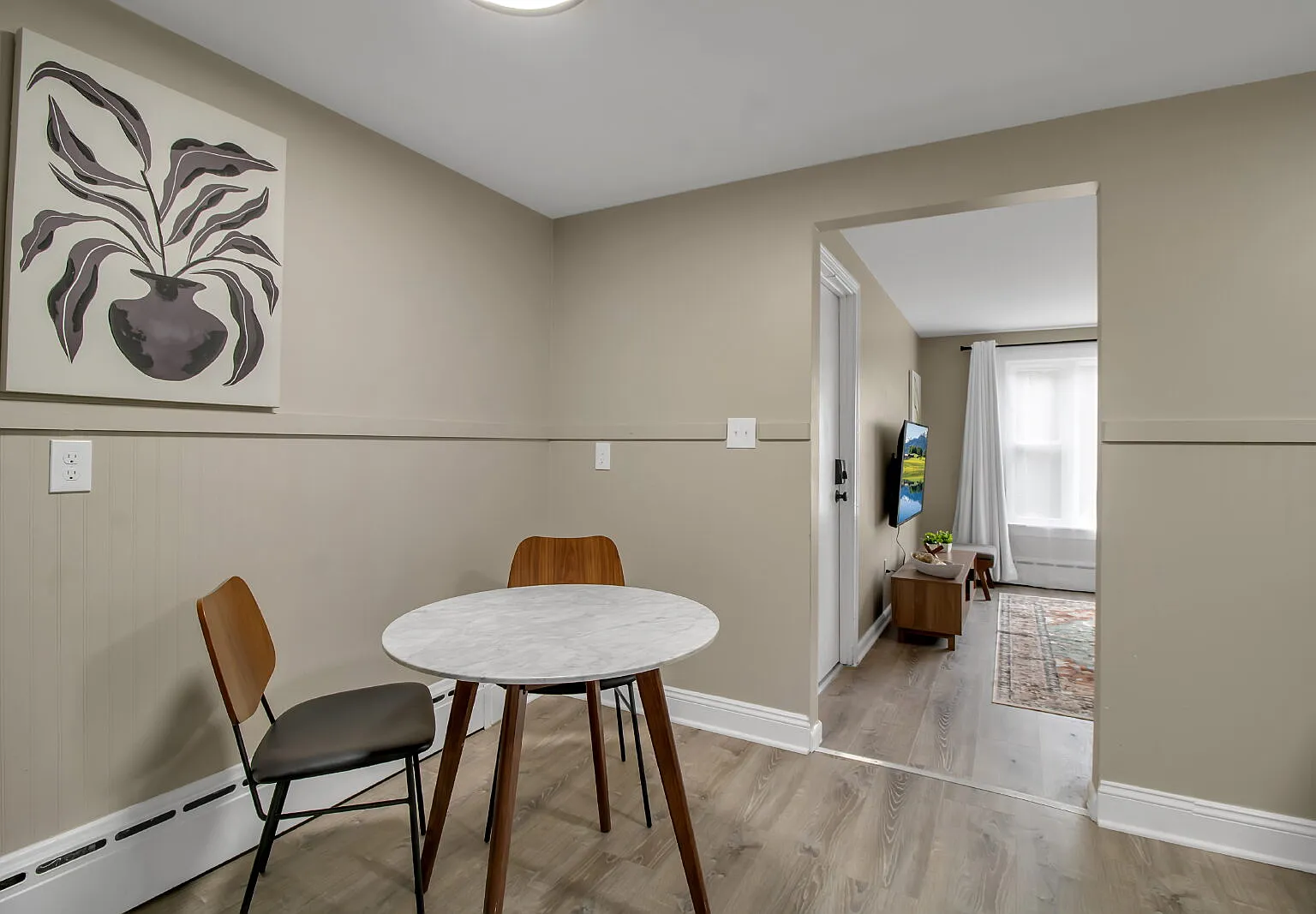 1 bed, 1.0 bath, $2,200 — Photo 3