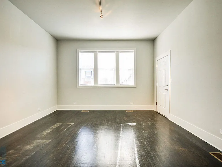 1724 W 21st St #1F — Photo 9